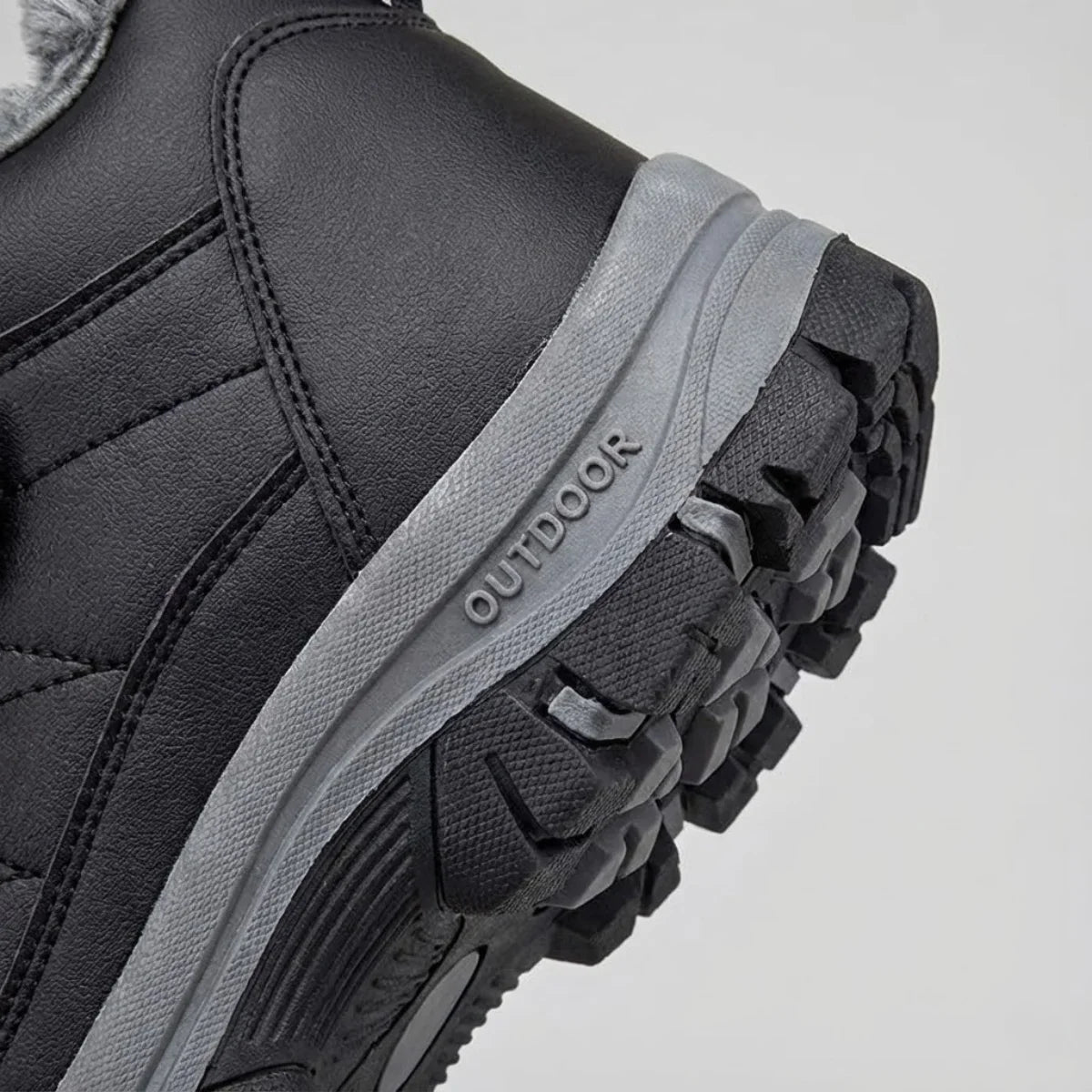 FrostFit™ – Comfortabele Thermische Schoenen