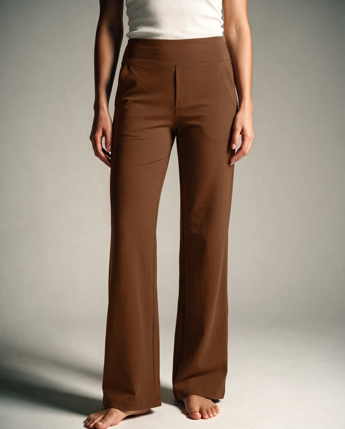 Klara — frontal coffee-brown