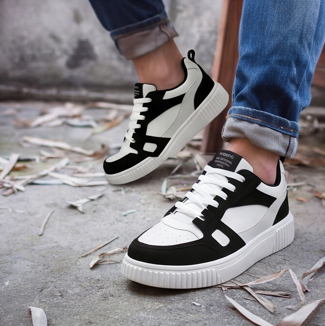 HeightEase — Platform Sneaker with Ribbed Sole