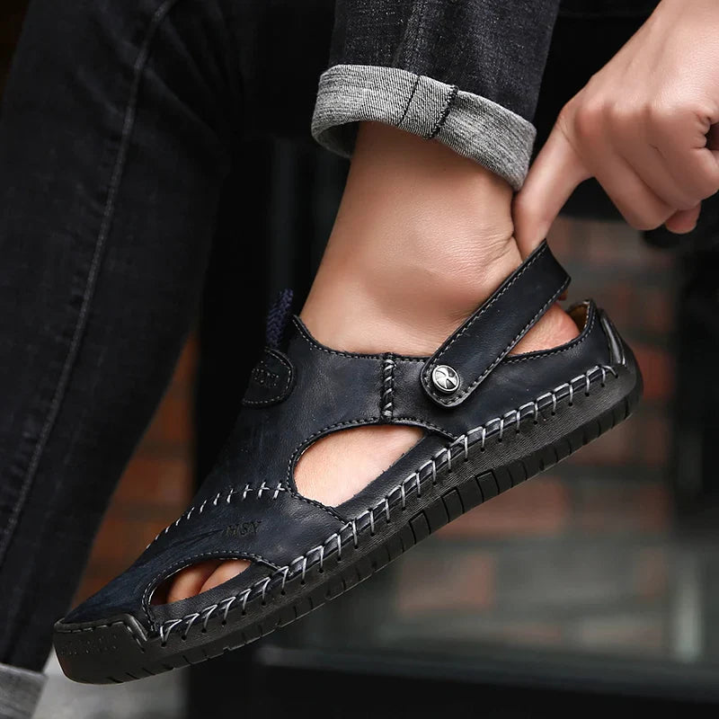 3. Orthopedic footbed for balanced pressure
